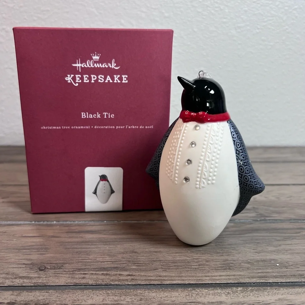 Hallmark Keepsake *NEW* Porcelain Christmas Ornament 2016 “Black Tie” Penguin‎